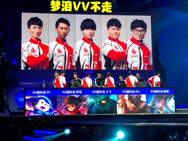 交给伸卡与 交给伸卡与